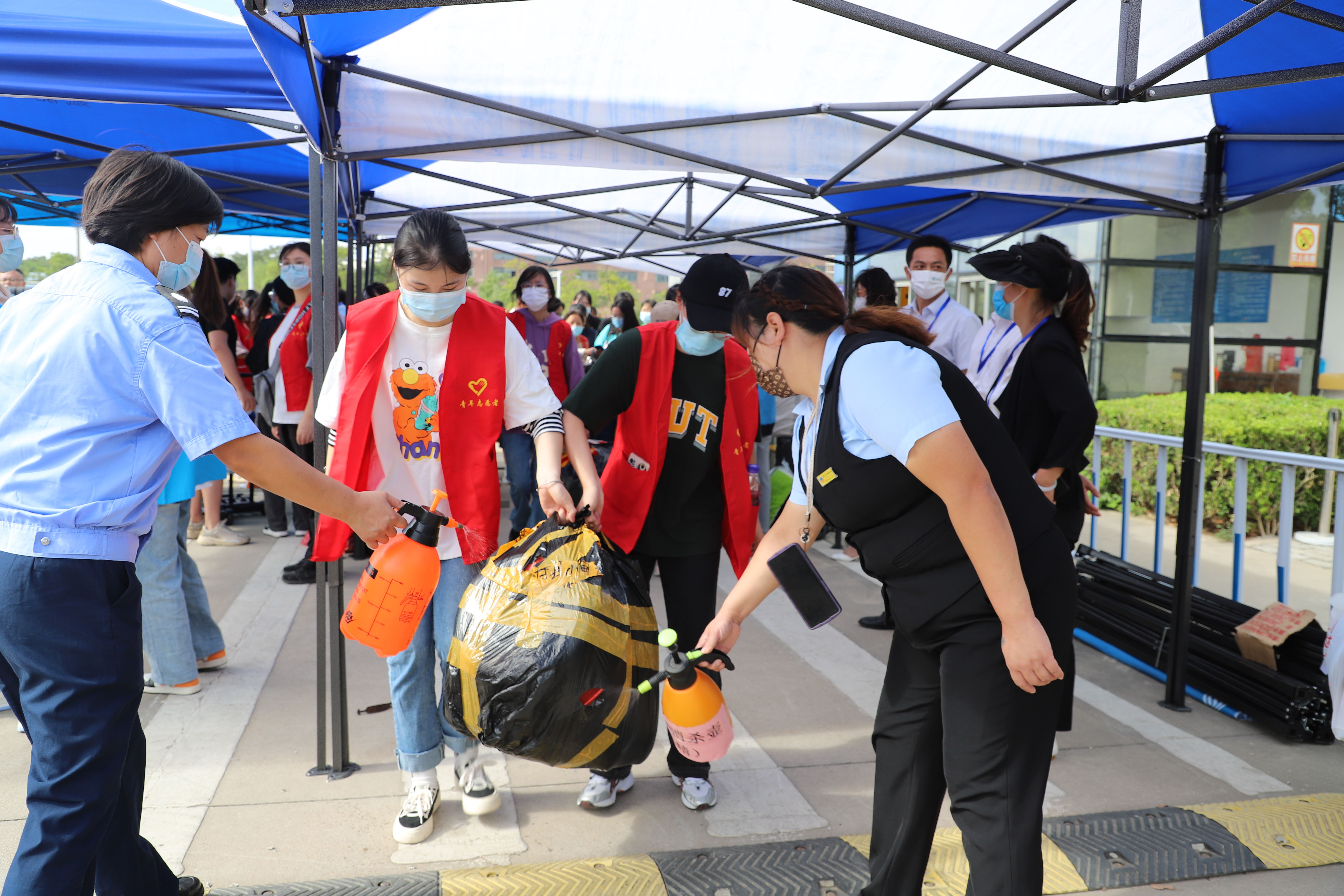 6B97D873C9116BD323D65E5D7FE_7E37CEE2_1E00F0