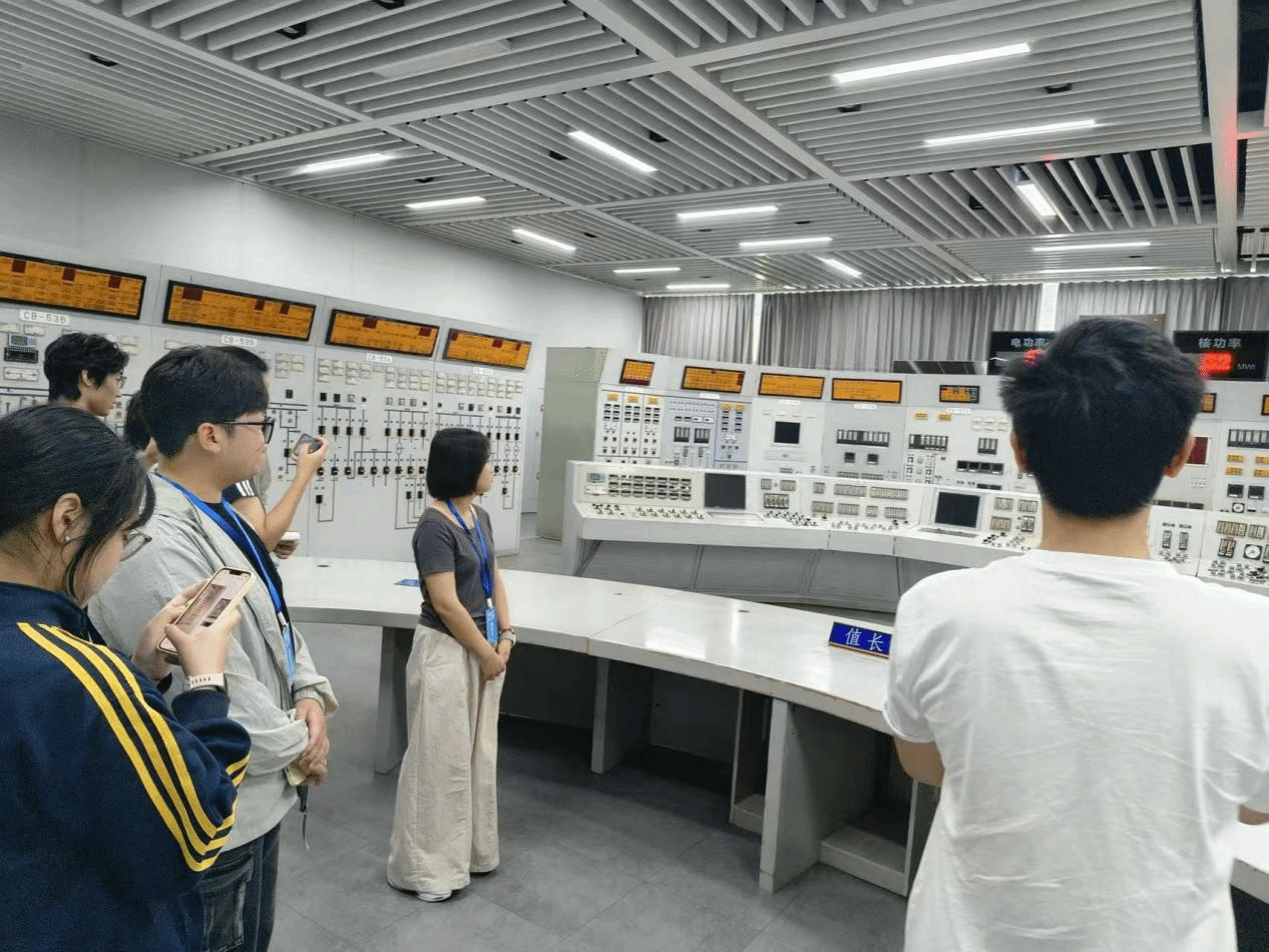 D036F030FBB5AA87B12460F399D_CA557EB7_9967E