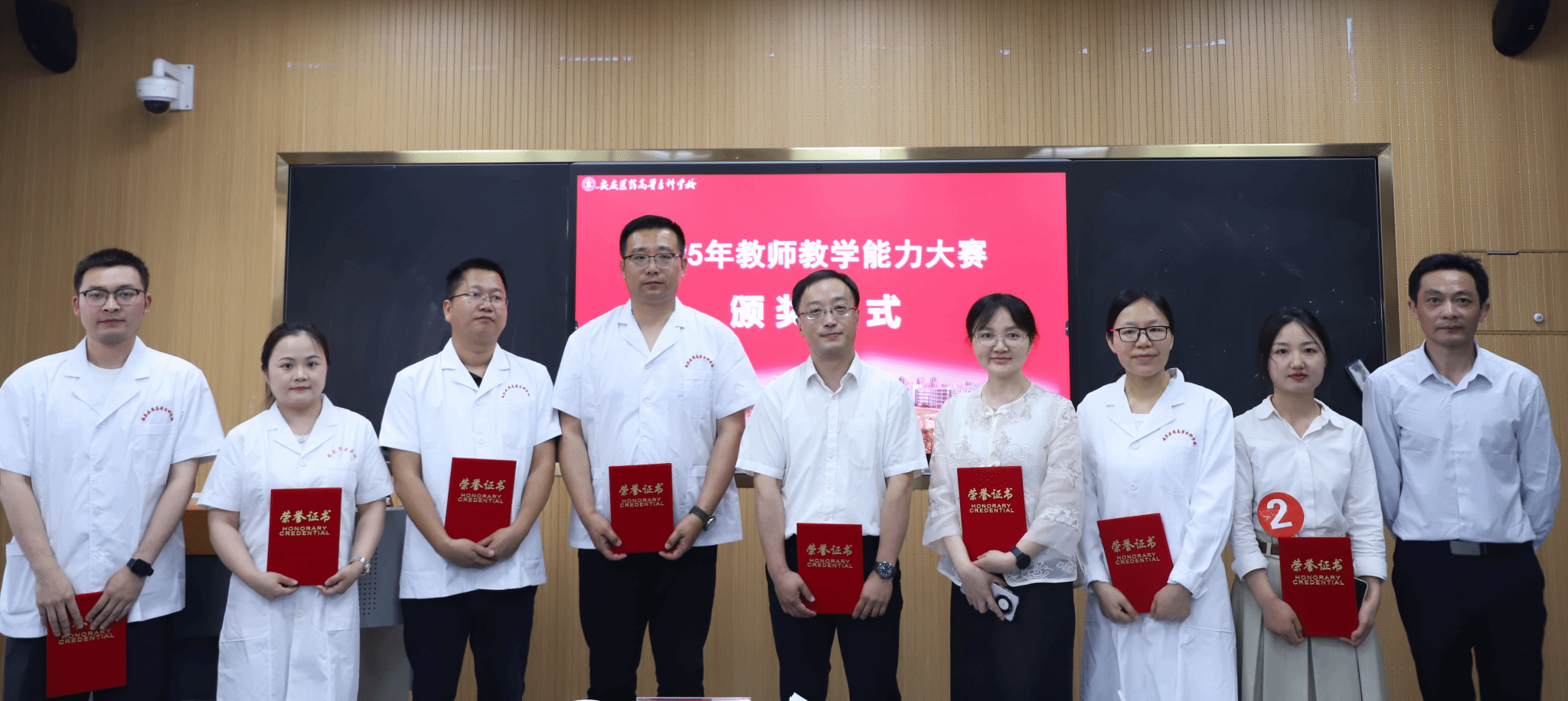 66DE53D2FA9FFAA00B6C03397DB_4EEB5231_B2E27