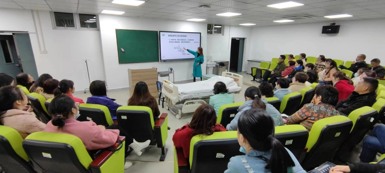 1799B1A377D29BF23BADF965FCC_00B2BEF8_C9624