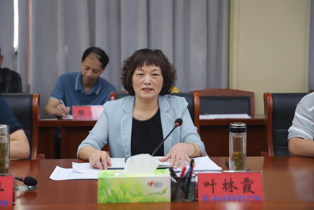 0853065A6B74D3FC0814EF80DCC_2F9CDD80_A2D44