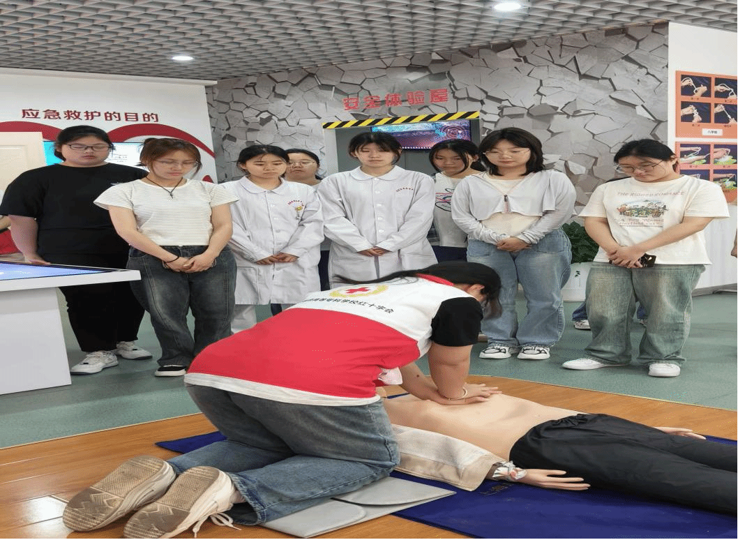 70AA0BE74F7F641DC1B61ACE040_1096D44F_65177