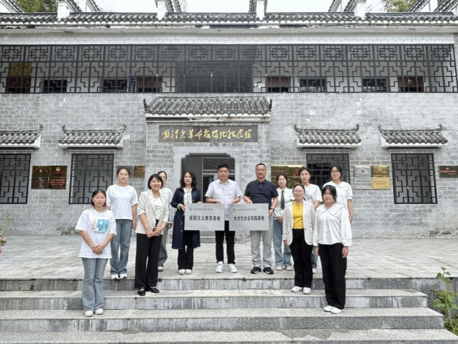 937D5EAE938D7B45181970B38E6_D2F34666_6C428