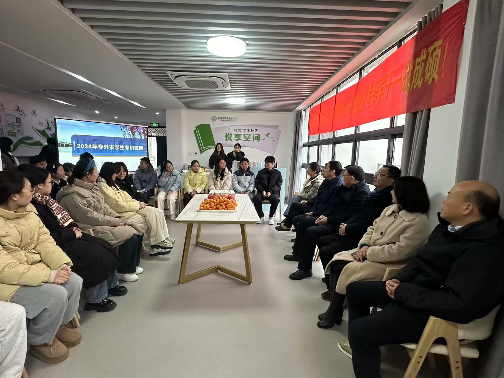 571B95464D0D5602962C44F7DF3_A8CFC57C_44181