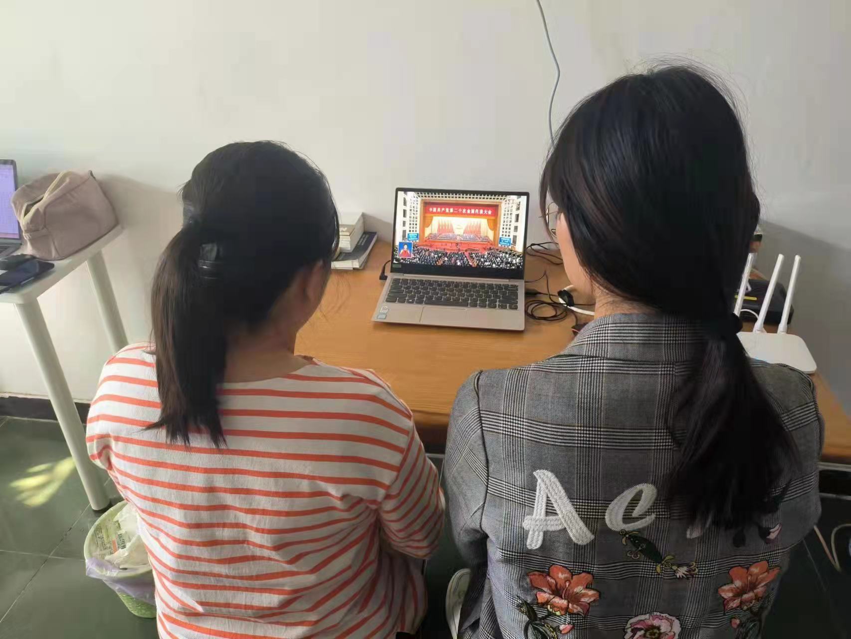 85CCB045AE0832134F6152EE5EA_3DC0115C_32D9B