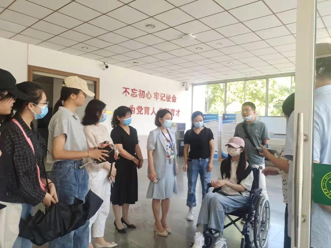 2C044B1B4F7AAF5E1A037A127EF_A3B7D1BF_24180