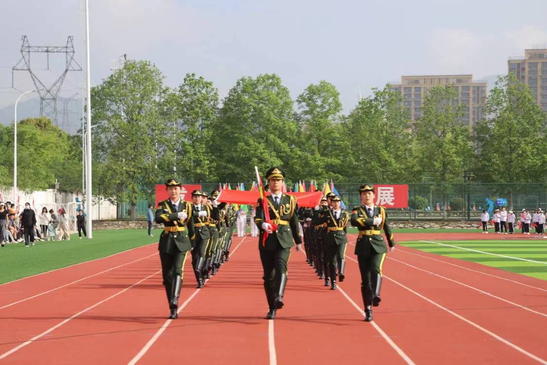 52CFF0AC022D556A5FAB5971915_F0790826_21908