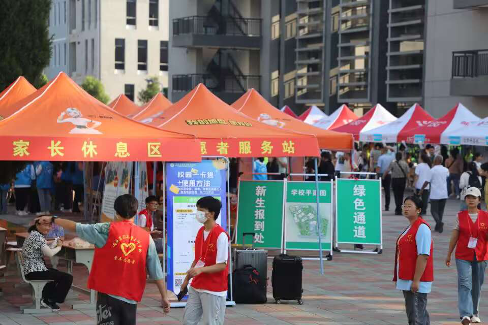 5AEB72252D9A3D9A86D06E16681_0DC6704D_A2C16