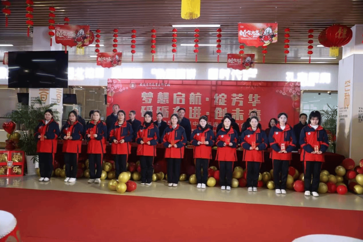 456BD359A8FCBE77F1192B50339_2B184D3B_6FC3C