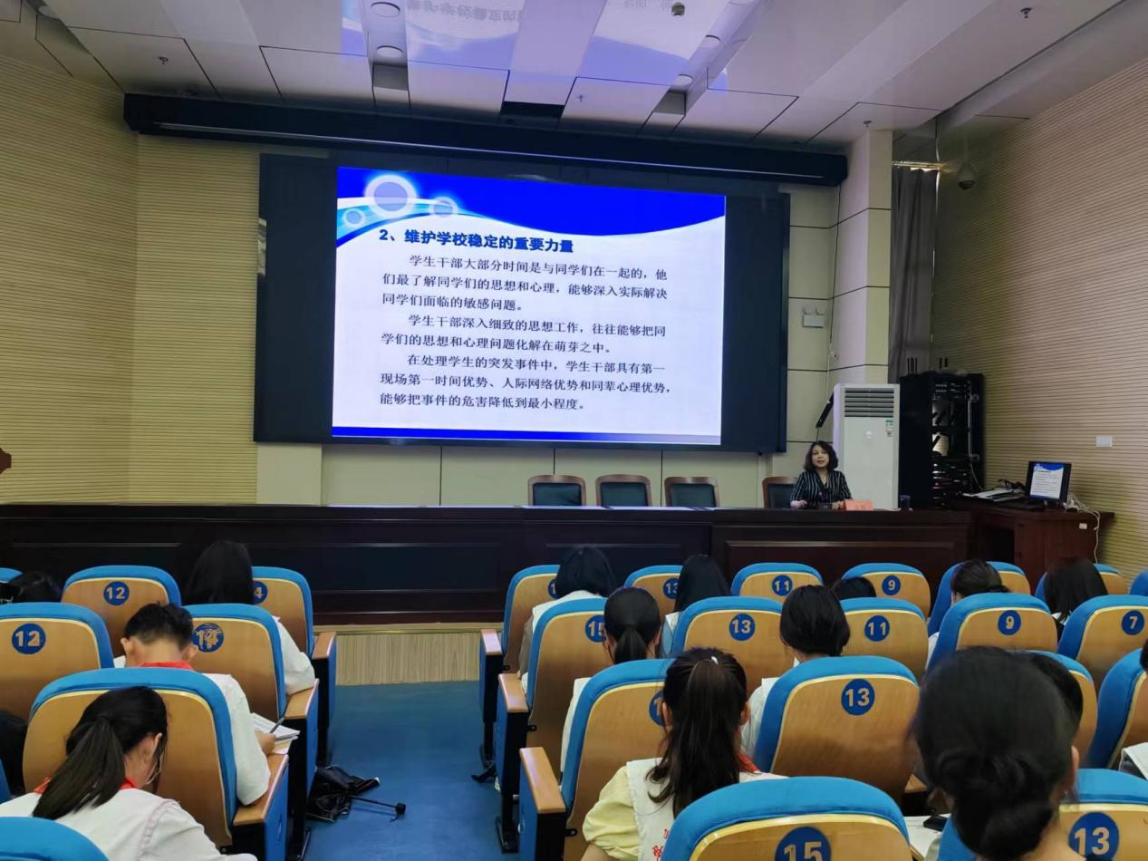 B393206136B9E9A0B923A167913_7EEF4516_123A69