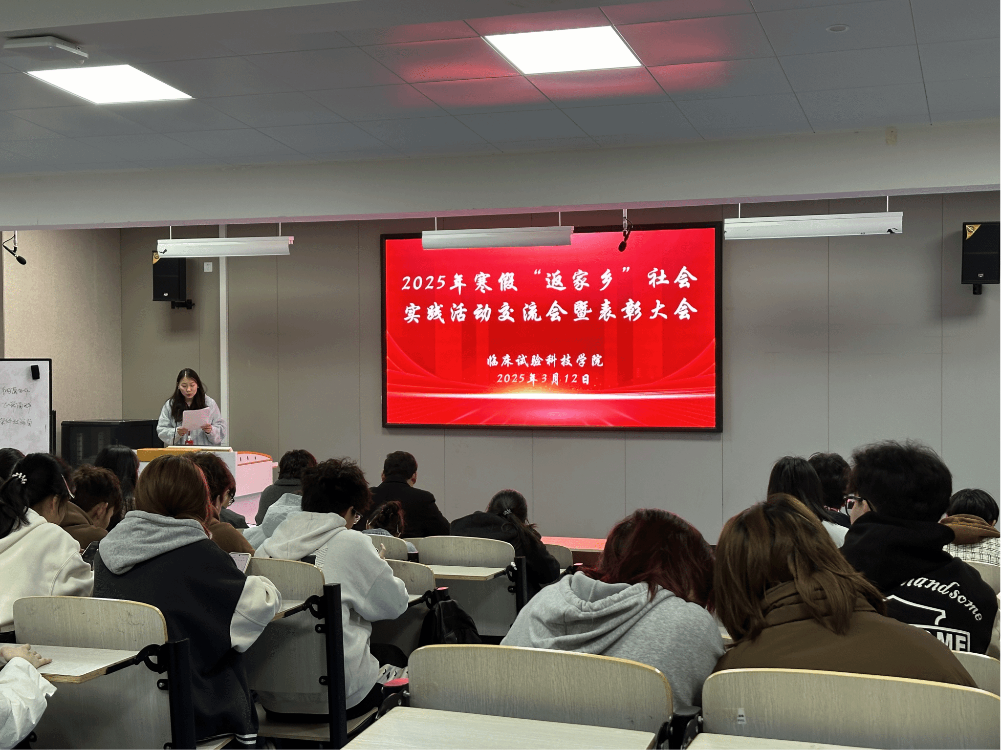 7F9A1CF43EB22C1A3B7EC33050F_0FD7C304_108DC4