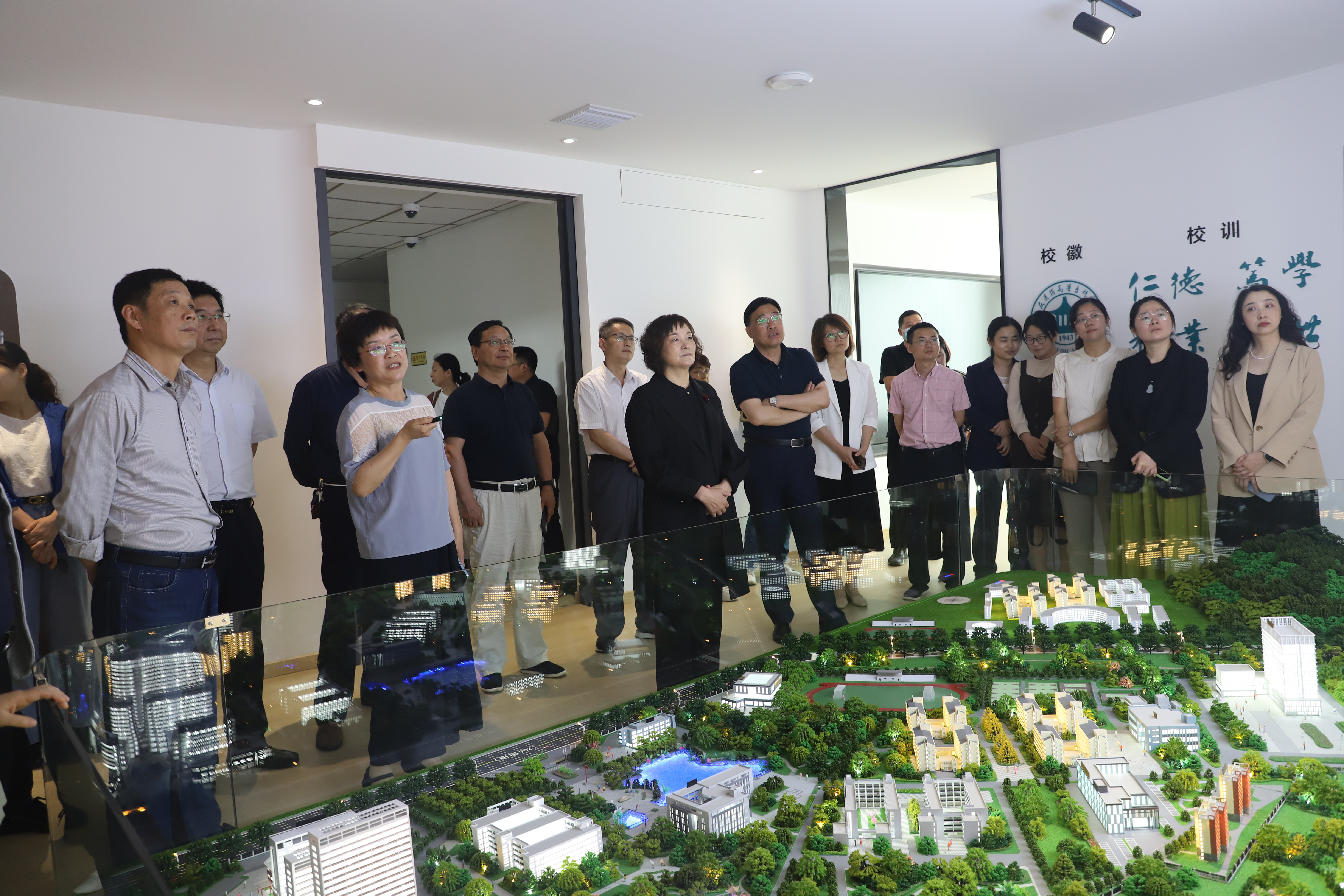 FE14A33D87190D9FB15BC43FB03_1DE17705_76D910