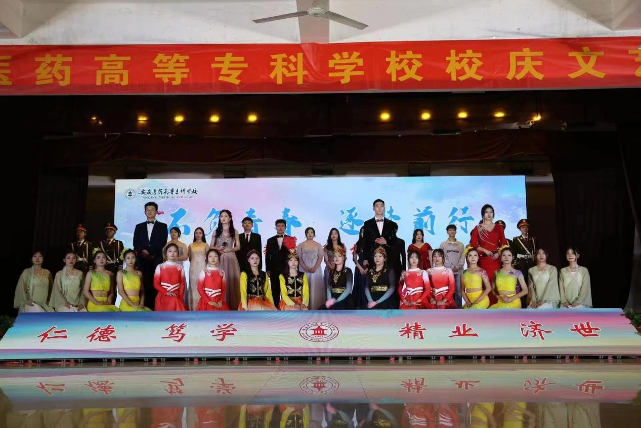 9BA28B2D111898365D3CD736F26_48C35403_115D7F