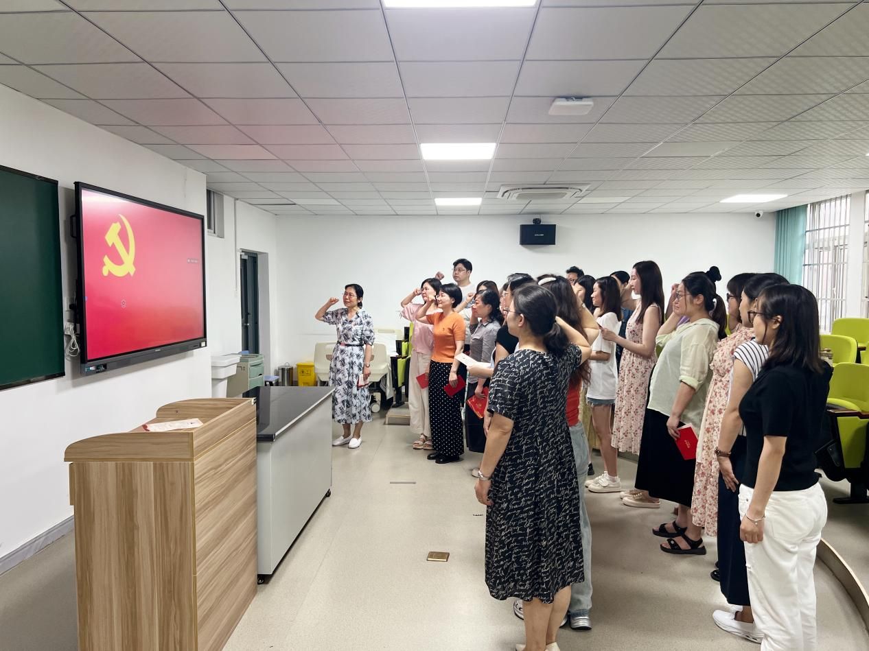 AC231EA5A7A33FDC56C89EA132D_6AD64B69_2A4E7