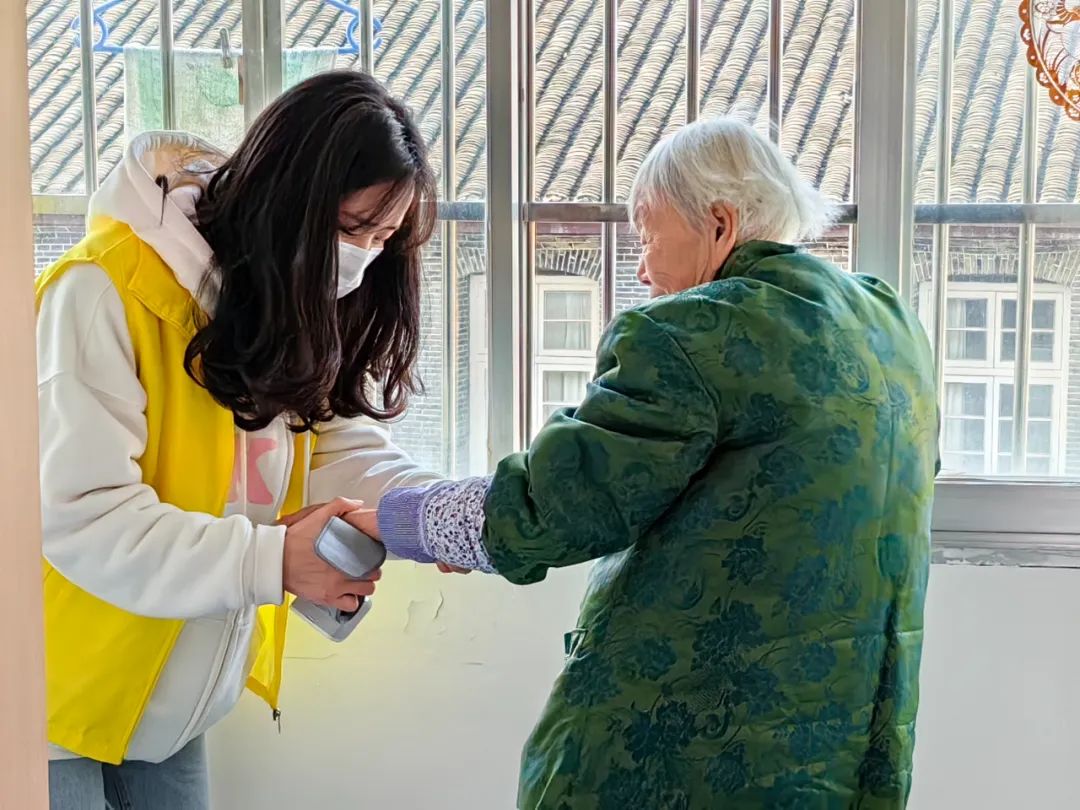 8FF9351653EB4C16068DB70FD3E_FBE9E79D_23E3B